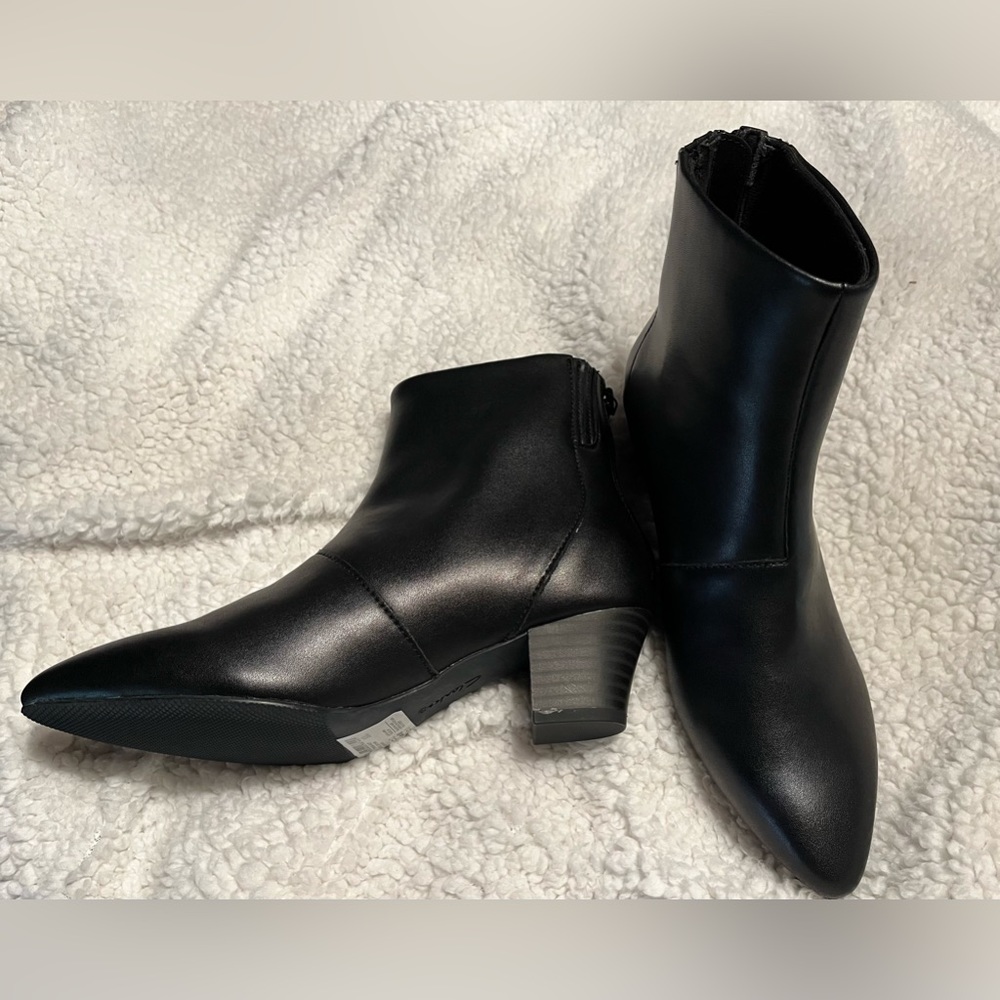 Clarks Teresa Boot in Black Leather